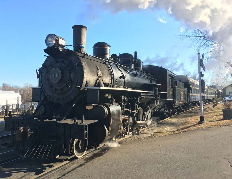 Valley Railroad #40 operates excursion services.