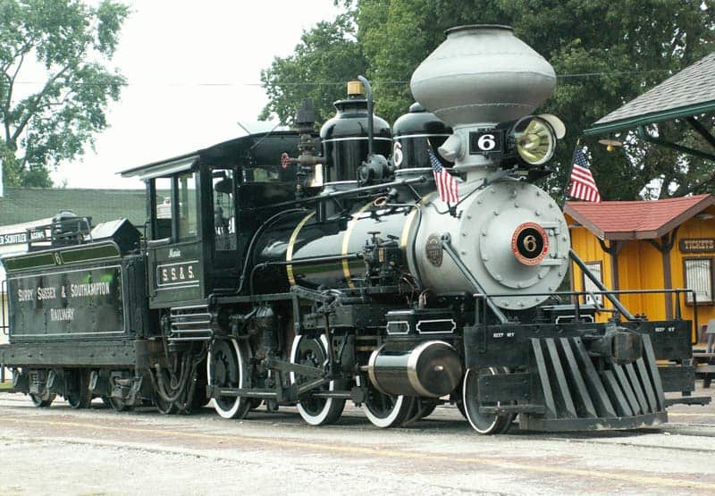 Midwest Central #6 leads one of its popular excursions.