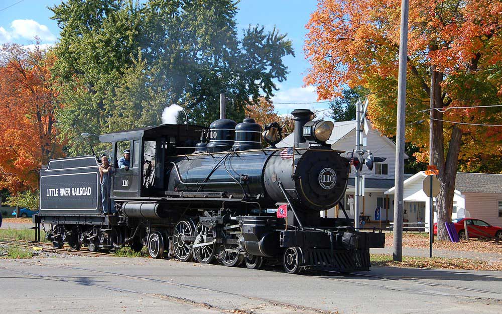 Locomotive profile: 4-6-2 Pacific type steam locomotive