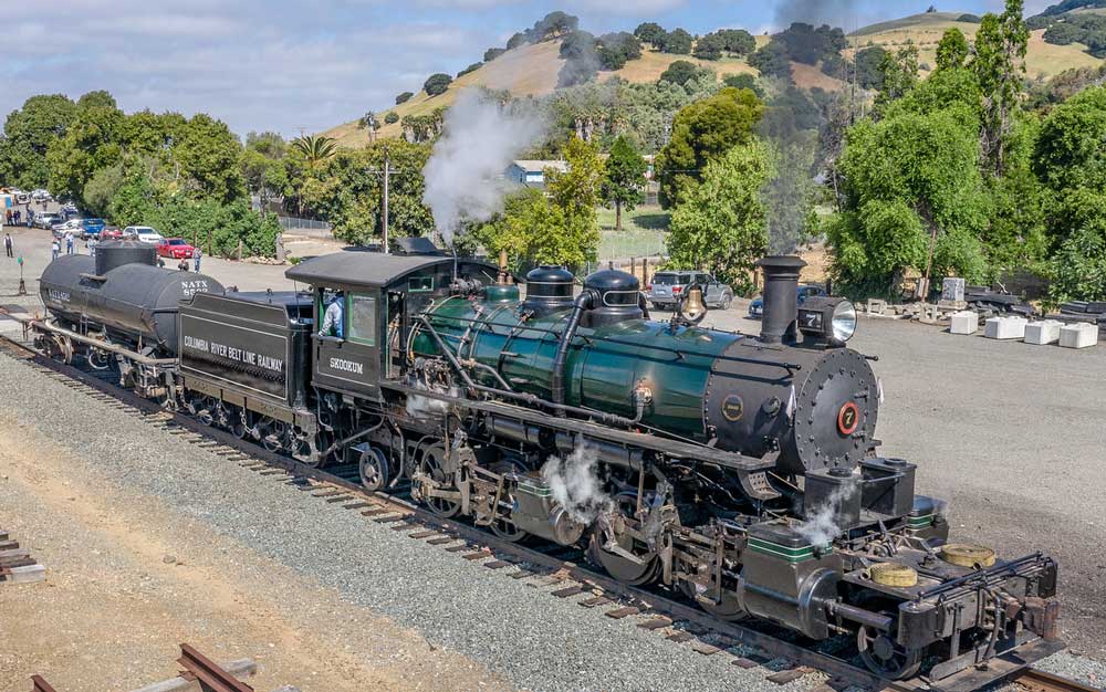 Skookum, Deep River Logging #7, operates on the Niles Canyon Railway