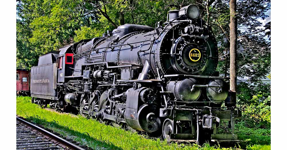 Pennsylvania Railroad #4483 is a decapod steam locomotive on display in New York.