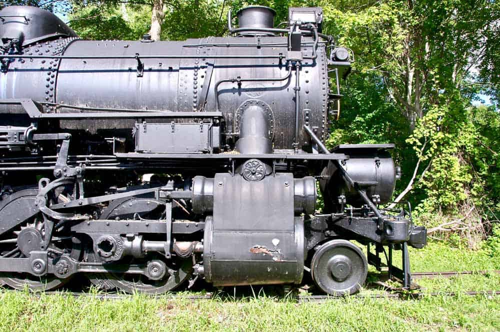 PRR #4483 had massive driving wheels that allowed her to produce 96,000 lbf tractive effort.