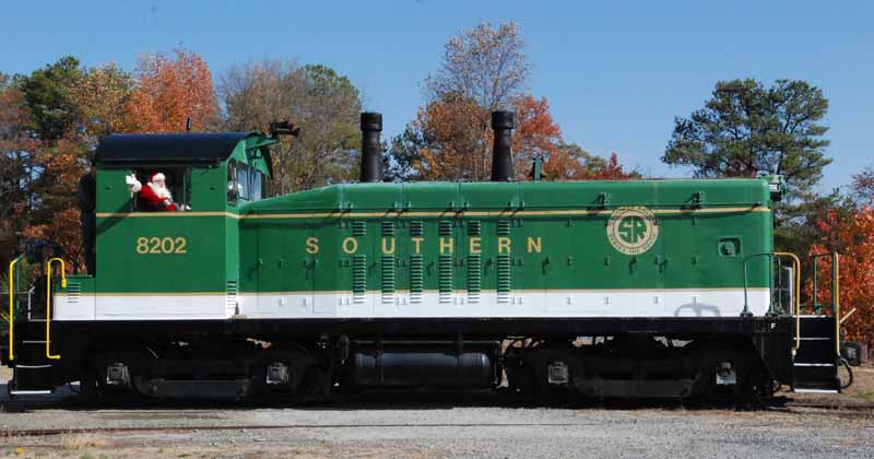 Santa leads Southern Railway's 8202 holiday excursion.